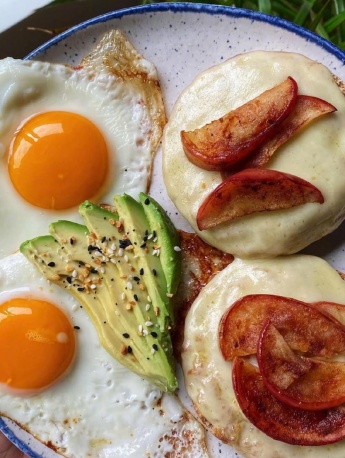 Avocado series delicious breakfast HD wallpaper