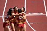 Ultra-clear photos of the women’s track and field 4×100m relay final scene