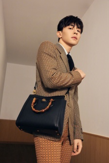 Deng Lun's elegant and handsome early autumn photo pictures