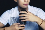 Wei Hejun handsome photo in fashion magazine