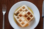Sweet and delicious waffles pictures desktop wallpaper