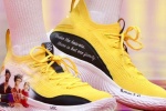 UnderArmour Curry’s custom color matching display