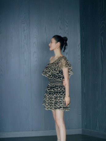 女明星江一燕写真手机壁纸