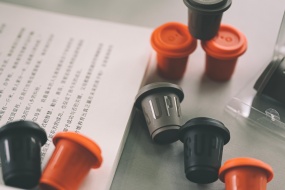 Books, coffee, aesthetic still life pictures, desktop wallpaper