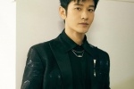 Huang Xiaoming handsome guy photo mobile wallpaper