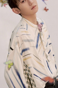 王源帅气男明星手机壁纸