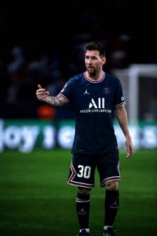 Messi Paris-Germany ultra-clear mobile wallpaper