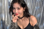 TWICE member momo shows her forehead modeling pictures