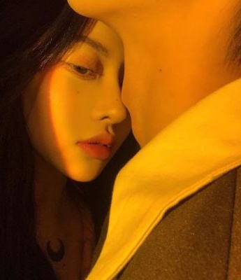 A man and a woman's real-life super sweet couple's avatar