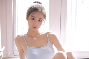 舞蹈美女性感写真桌面壁纸