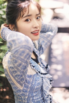 Beauty Shen Yue photo HD mobile wallpaper