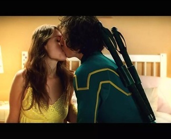 很浪漫情人節情侶接吻圖片