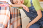 酪梨女孩休閒背帶褲性感迷人寫真
