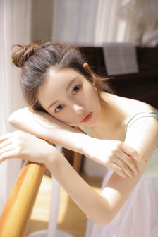 纯欲美女舞蹈老师性感写真图片