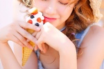 Summer outdoor photos of beauties in straw hats and low-cut legs