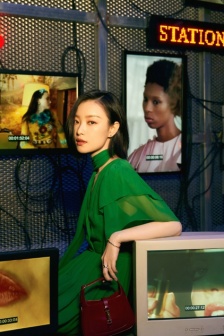 Ni Ni retro green skirt artistic sexy photo pictures