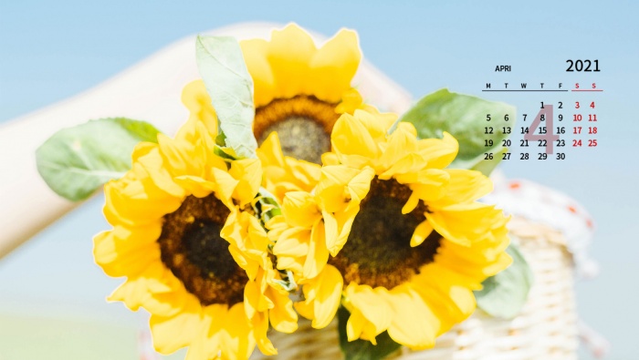 April 2021 small fresh still life flowers desktop calendar wallpaper