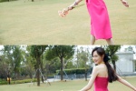 Tang Yan sexy photo in pink tube top dress