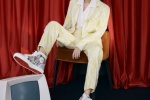 Wang Junkai handsome photo in yellow printed suit