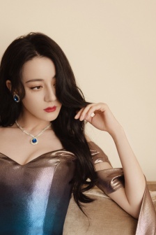 迪丽热巴蓝色流光人鱼裙性感写真