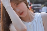 梨渦允允甜美少女手機壁紙