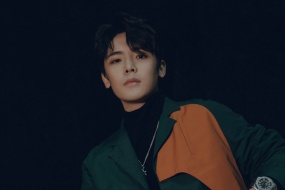 Hou Minghao cool and handsome photo HD desktop wallpaper