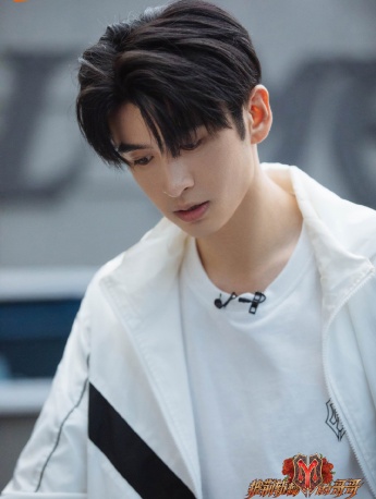 张云龙《披荆斩棘的哥哥》第四期剧照图片