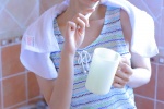 浴缸美女撩人美腿誘惑性感寫真