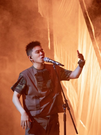 Ouyang Jing《the brother who overcame all obstacles》5th issue stills pictures