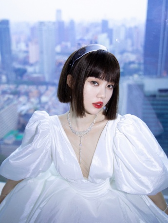 符雅凝2021鳳凰網時尚之選圖片