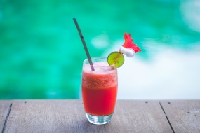 美味好喝的果汁桌麵壁紙