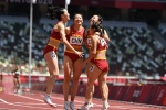Ultra-clear photos of the women’s track and field 4×100m relay final scene