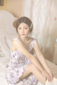 微博美女性感油畫寫真照片