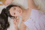 白嫩美女性感吊帶裙誘惑養眼寫真