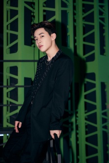 Liu Xianhua elegant and handsome photo pictures