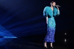 Rainie Yang's charming and sexy photos in fashionable dresses