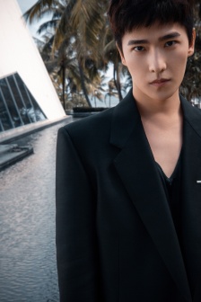 Yang Yang's handsome photo at GQ Character Festival