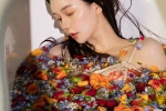 Hu Xiaotang sexy bathtub photo pictures