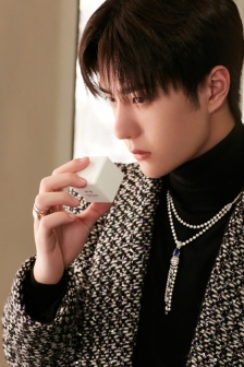 Wang Yibo's handsome photos at Chanel events