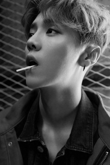 鹿晗黑白質感寫真大片高清手機壁紙