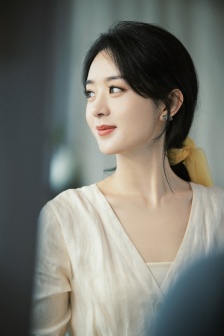 Zhao Liying fresh and sweet Mid-Autumn Festival photo pictures