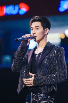 Liu Xianhua《This is Street Dance 4》finals stills pictures