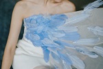 Dong Jie peacock blue feather skirt sexy photo pictures