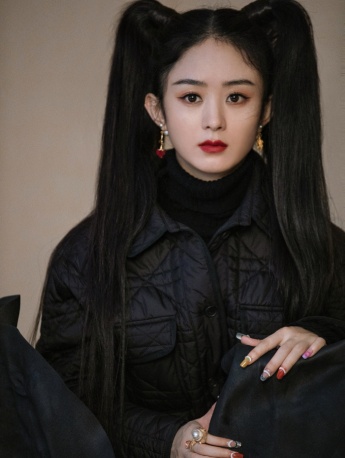 趙麗穎雙馬尾暗黑系迷人寫真