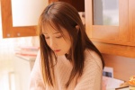 Pure long-haired beauty pictures wallpaper