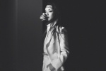 Shu Qi's charming and sexy photos with smoky makeup