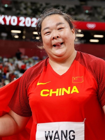 Wang Zheng women's hammer throw silver medal