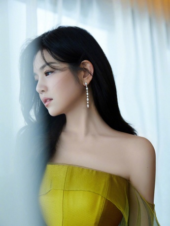 陳妍希2021鳳凰網時尚之選圖片