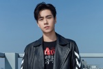 Handsome guy Hu Yitian computer wallpaper picture