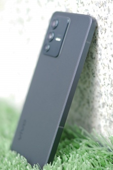 vivoS12 black model multi-angle pictures